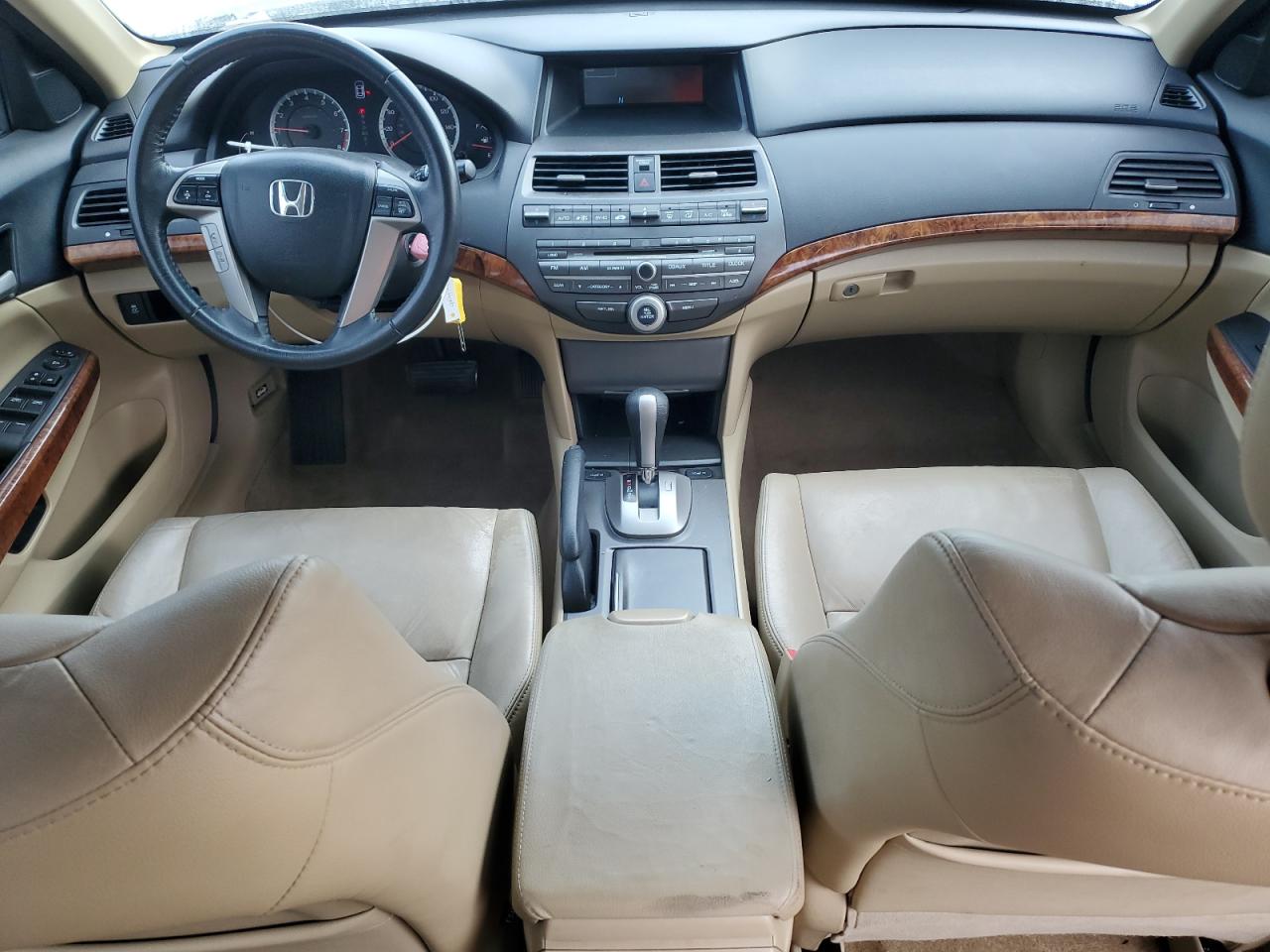 2011 Honda Accord Exl VIN: 1HGCP2F88BA001638 Lot: 82220705