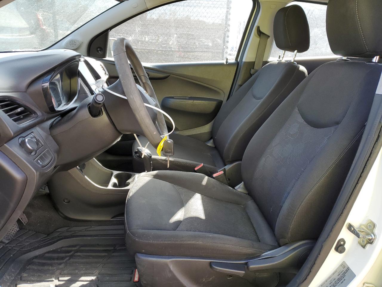 2017 Chevrolet Spark Ls VIN: KL8CB6SA1HC744824 Lot: 90396725