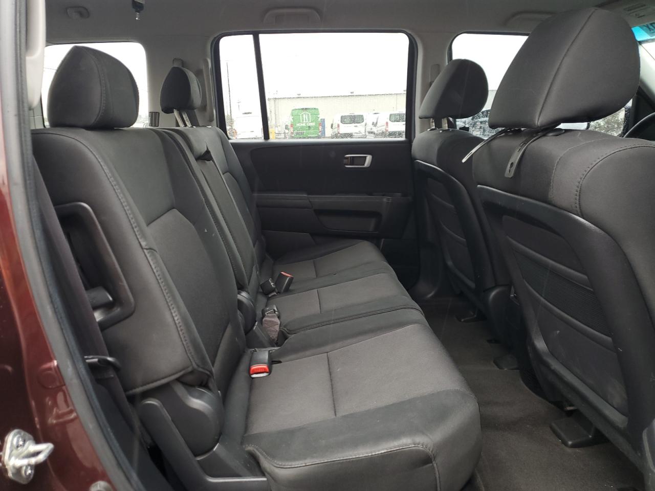 2011 Honda Pilot Lx VIN: 5FNYF4H25BB095447 Lot: 82386035