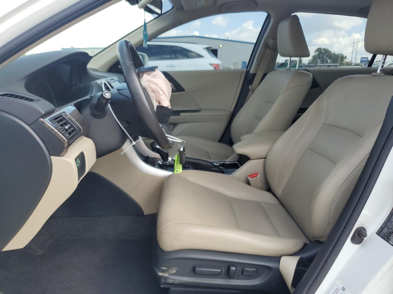 2017 Honda Accord Hybrid Exl VIN: JHMCR6F59HC029675 Lot: 86160615