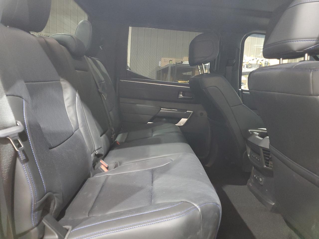 2025 Toyota Tundra Crewmax Platinum VIN: 5TFNA5DB9SX317698 Lot: 84745005