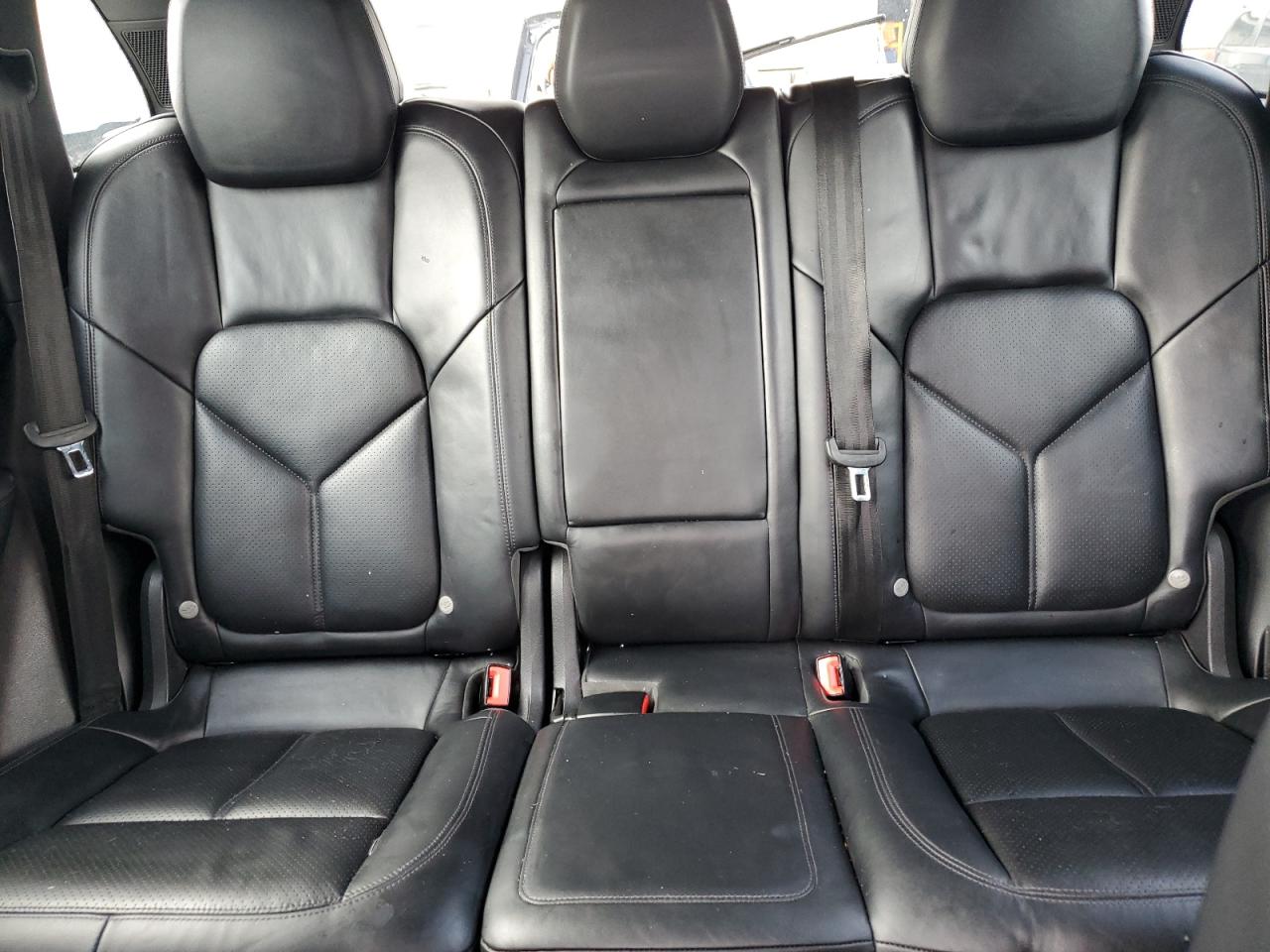 2012 Porsche Cayenne VIN: WP1AA2A25CLA00395 Lot: 82276695