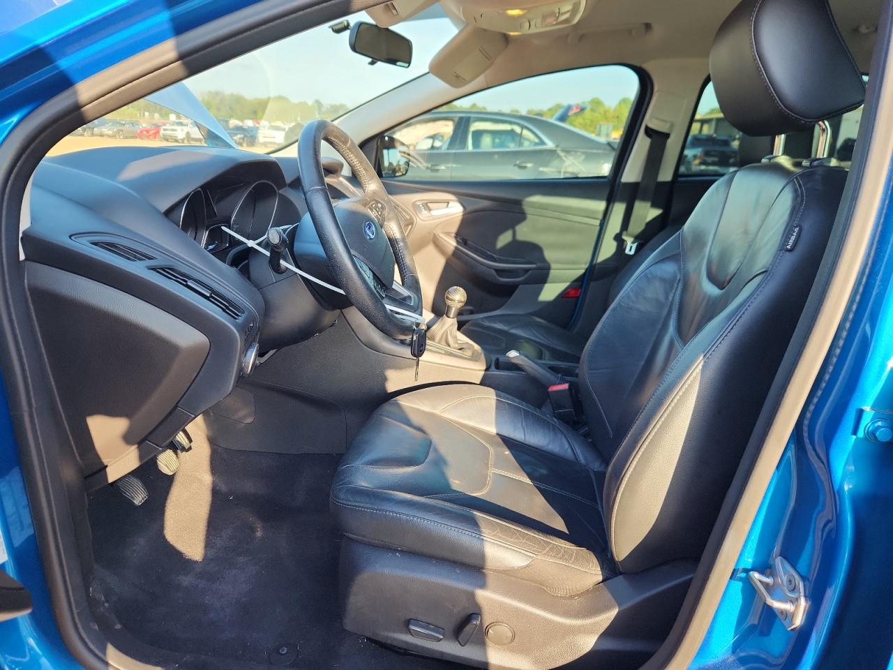 2016 Ford Focus Se VIN: 1FADP3F26GL335432 Lot: 85744845