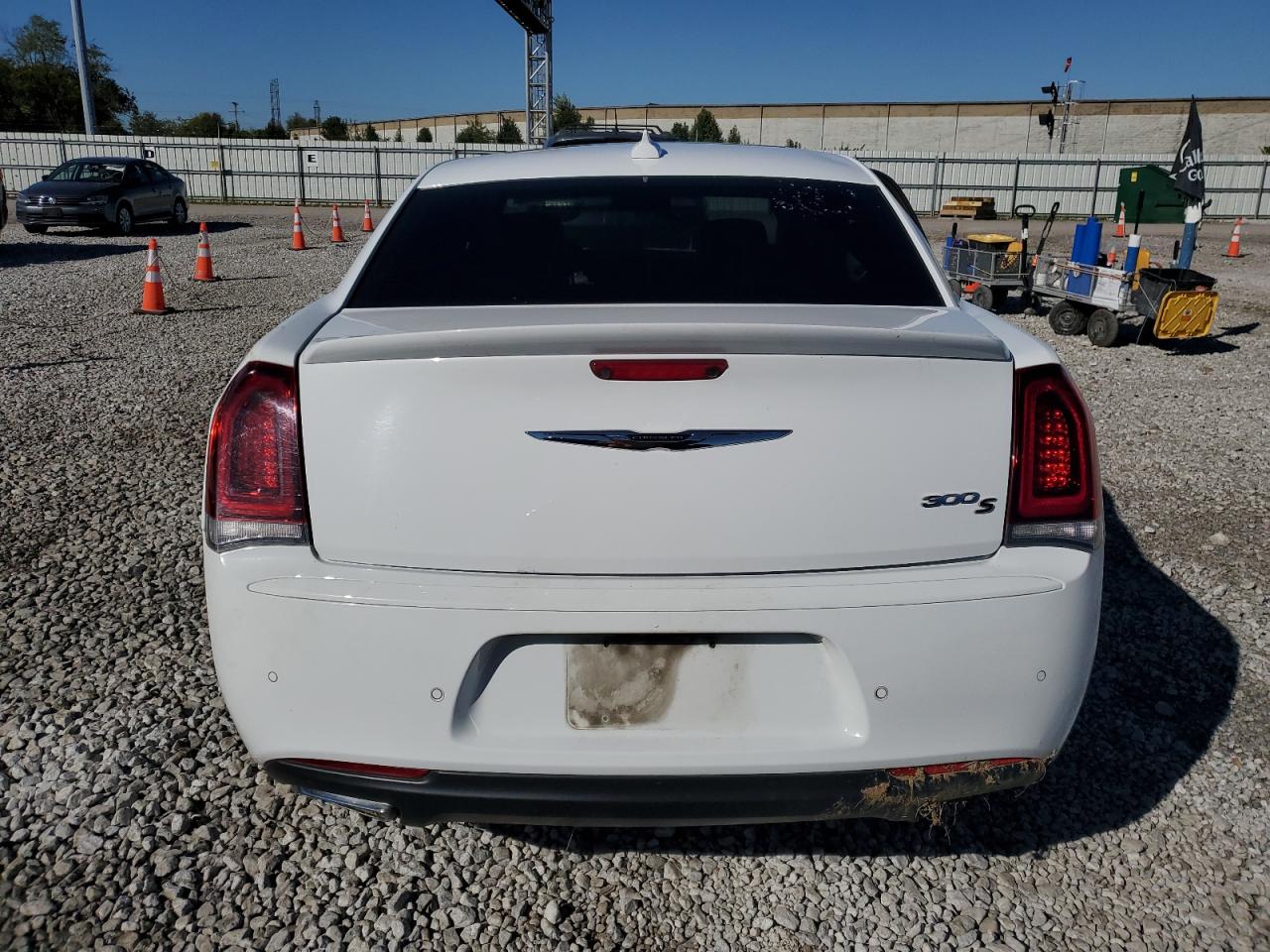 2015 Chrysler 300 S VIN: 2C3CCABG6FH868114 Lot: 86140525