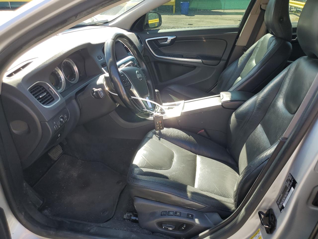 2012 Volvo S60 T5 VIN: YV1622FS2C2098556 Lot: 84709205