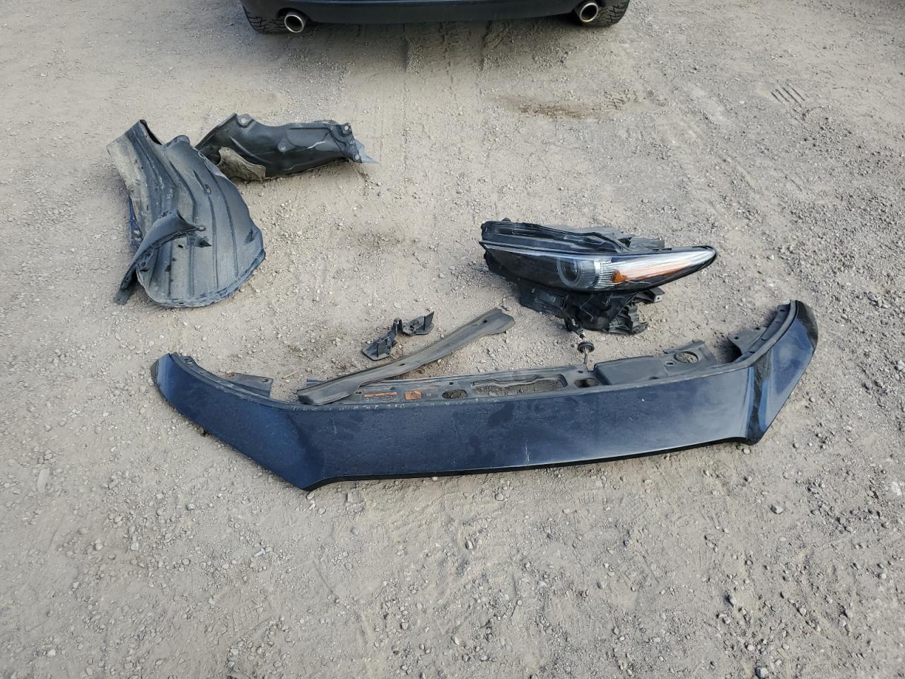 2019 Mazda 3 Preferred VIN: 3MZBPADM5KM103998 Lot: 81565075