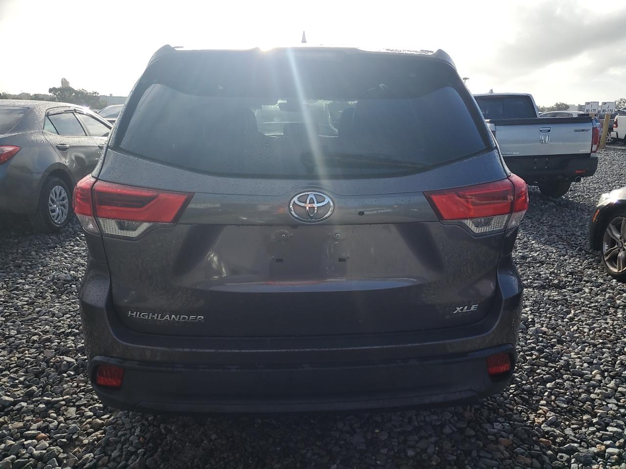 2019 Toyota Highlander Se VIN: 5TDKZRFH4KS306439 Lot: 85169415