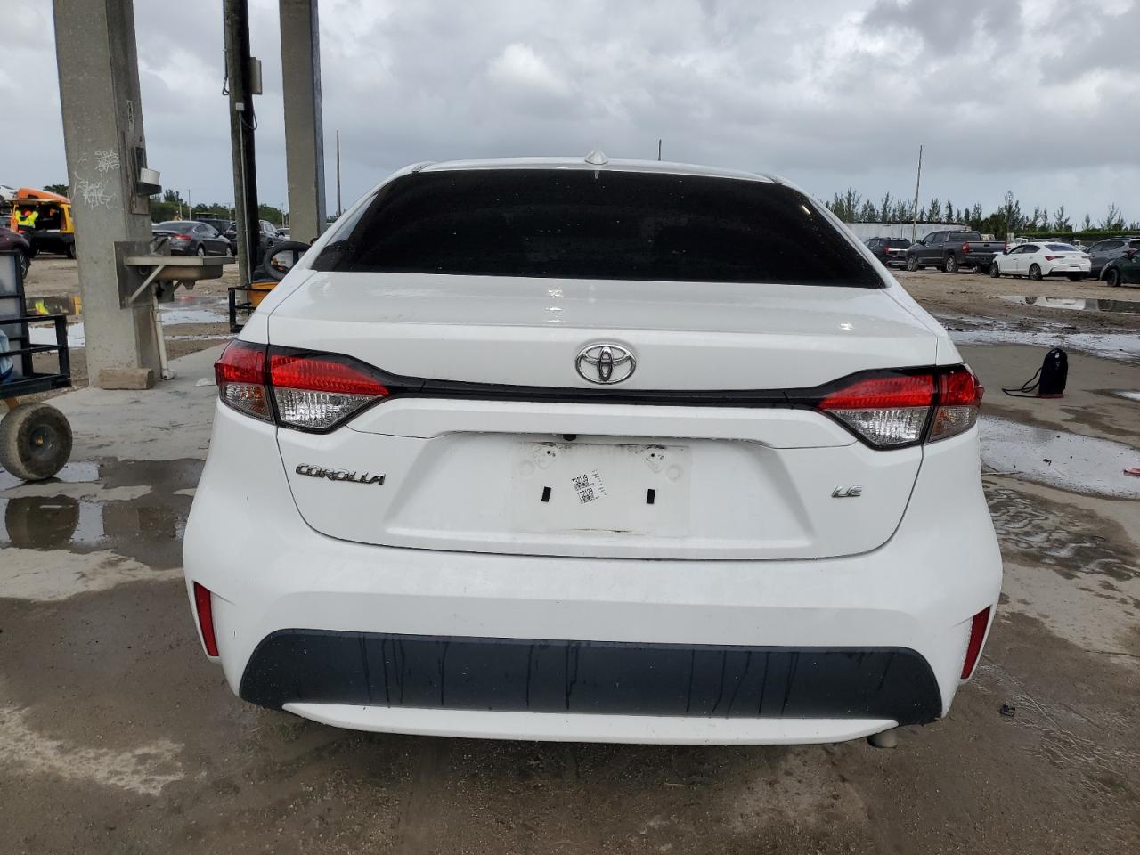 2022 Toyota Corolla Le VIN: 5YFEPMAEXNP303836 Lot: 85144225