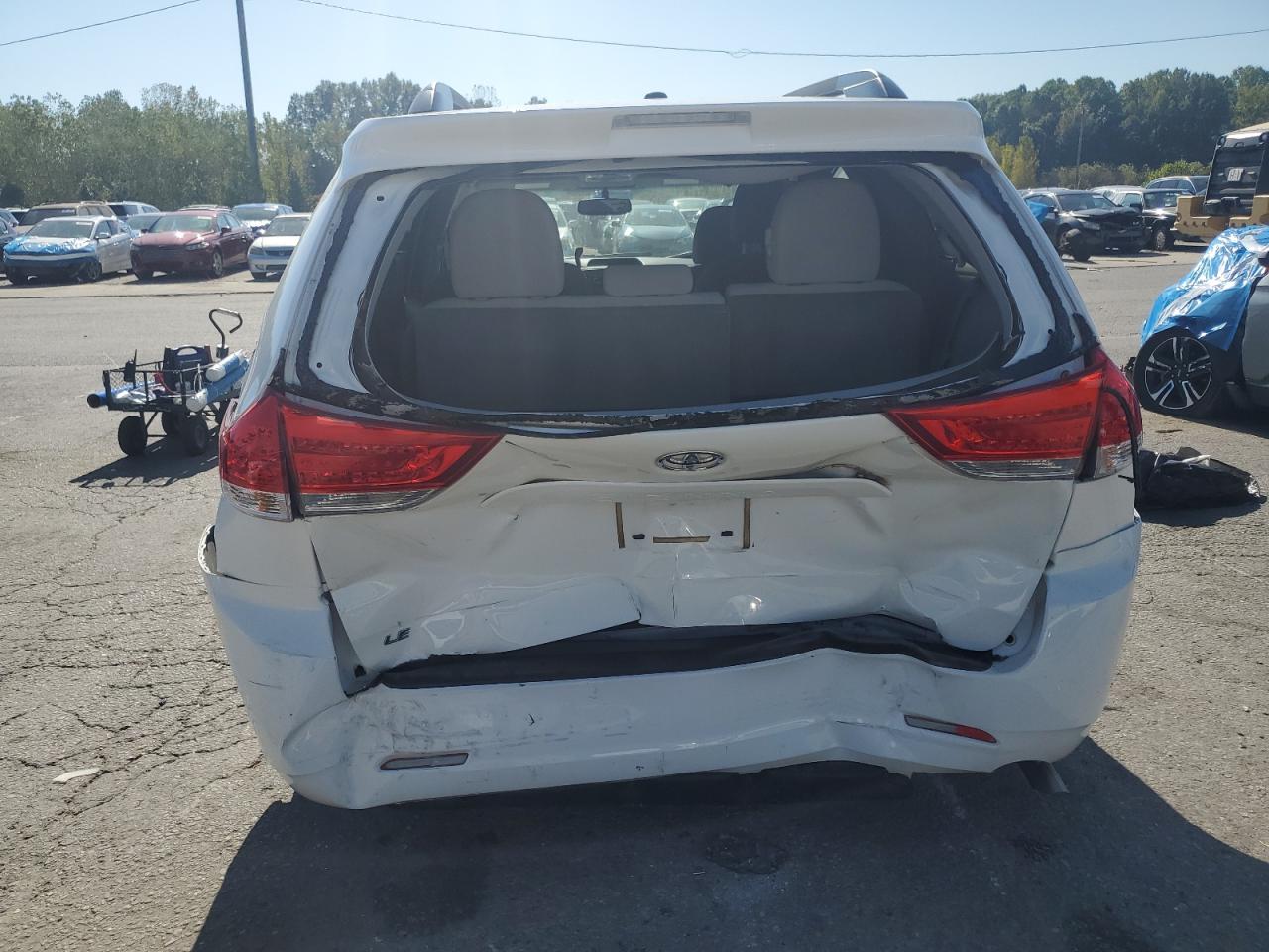 2014 Toyota Sienna Le VIN: 5TDKK3DC6ES475052 Lot: 81946725