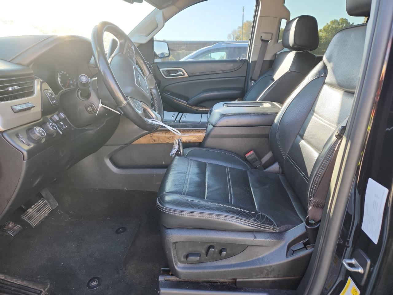 2016 GMC Yukon Xl Denali VIN: 1GKS2HKJ7GR158790 Lot: 87305445