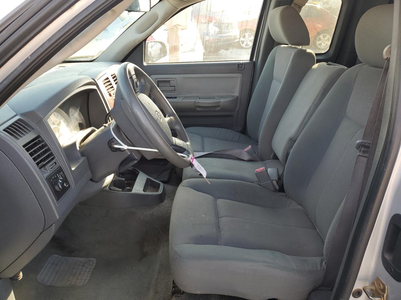 2005 Dodge Dakota Slt VIN: 1D7HW42N35S331173 Lot: 81939345