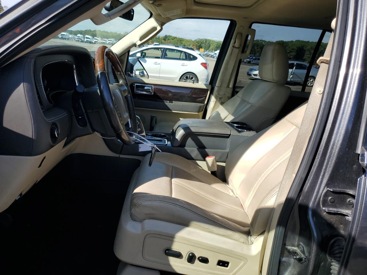 2015 Lincoln Navigator VIN: 5LMJJ2JT4FEJ07868 Lot: 86133575