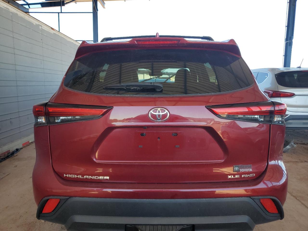 2022 Toyota Highlander Xle VIN: 5TDHZRBHXNS597596 Lot: 84764705