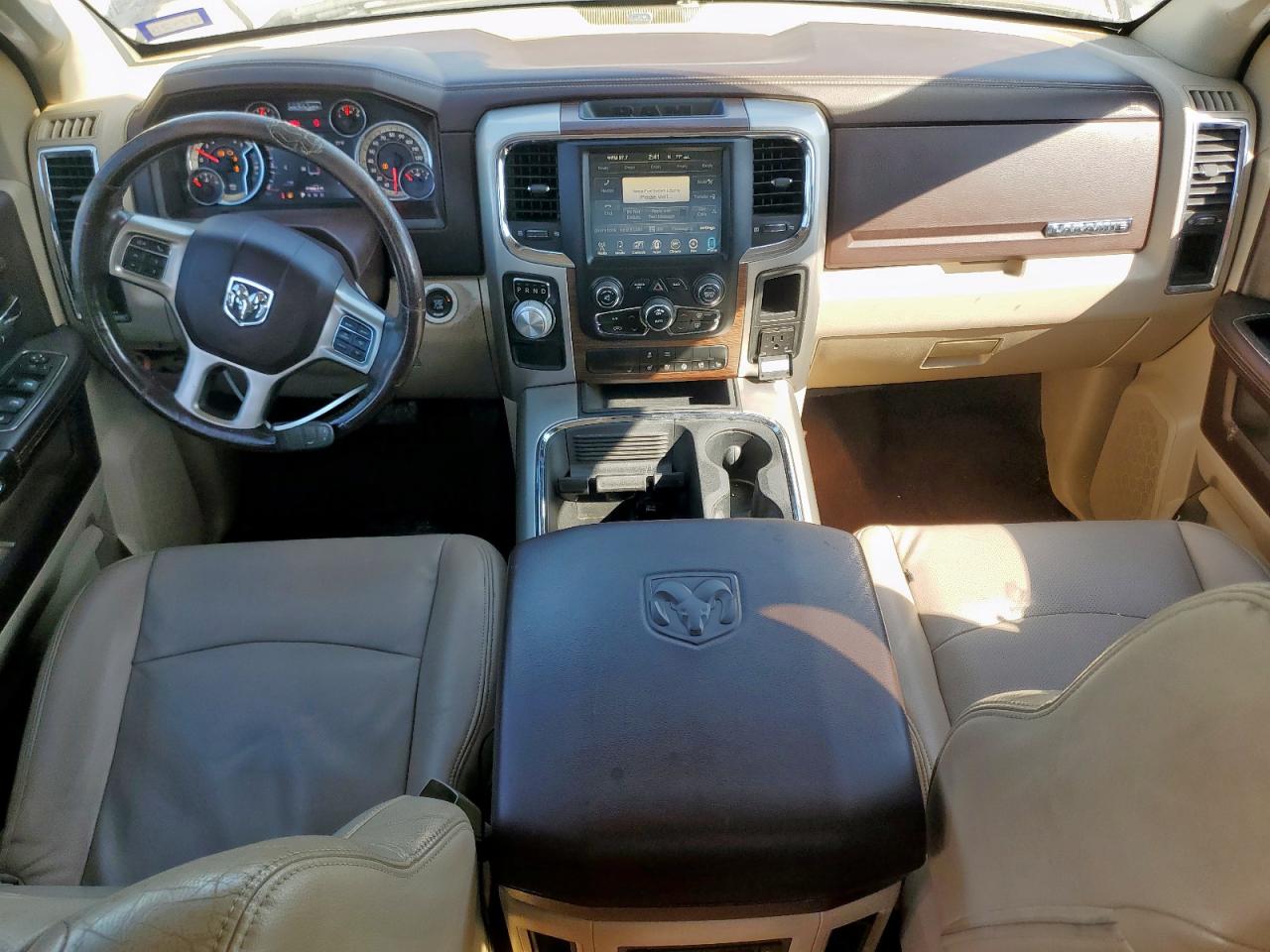 2016 Ram 1500 Laramie VIN: 1C6RR6NT5GS164563 Lot: 90916495