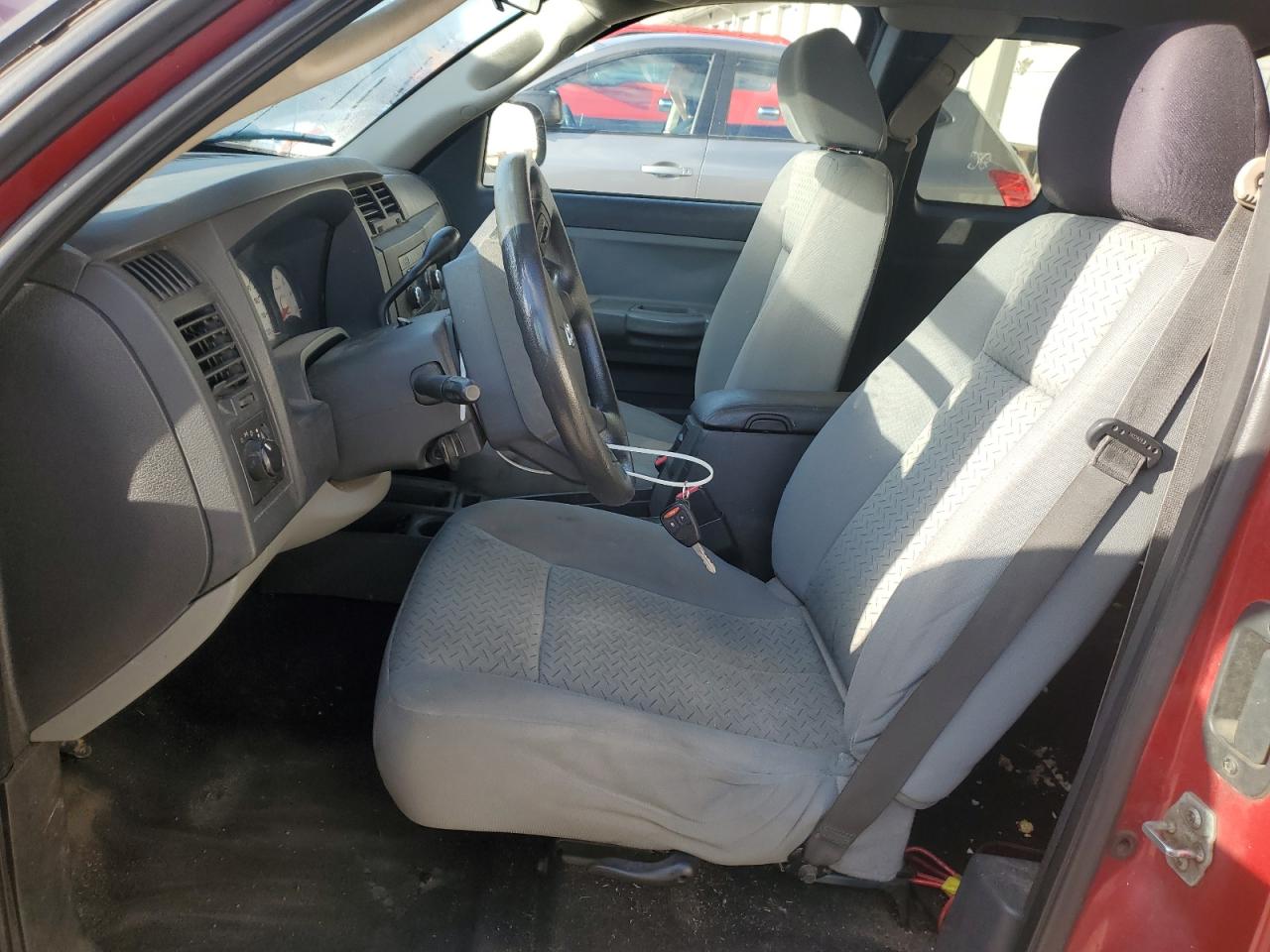 2008 Dodge Dakota Sxt VIN: 1D7HW32K08S565260 Lot: 82662885