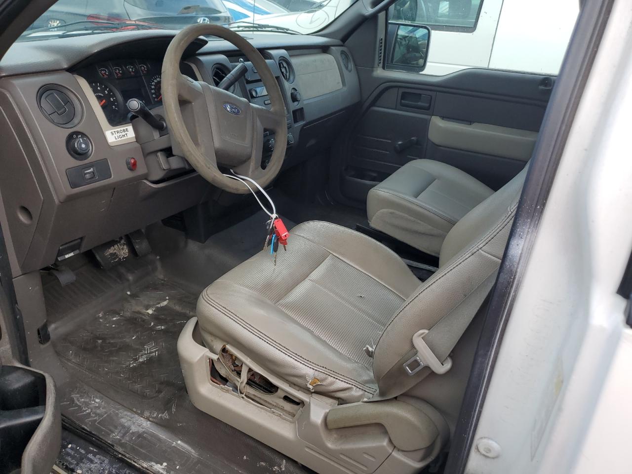 2010 Ford F150 VIN: 1FTMF1CW2AKA46621 Lot: 47969825