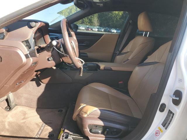  LEXUS ES300 2019 Белы