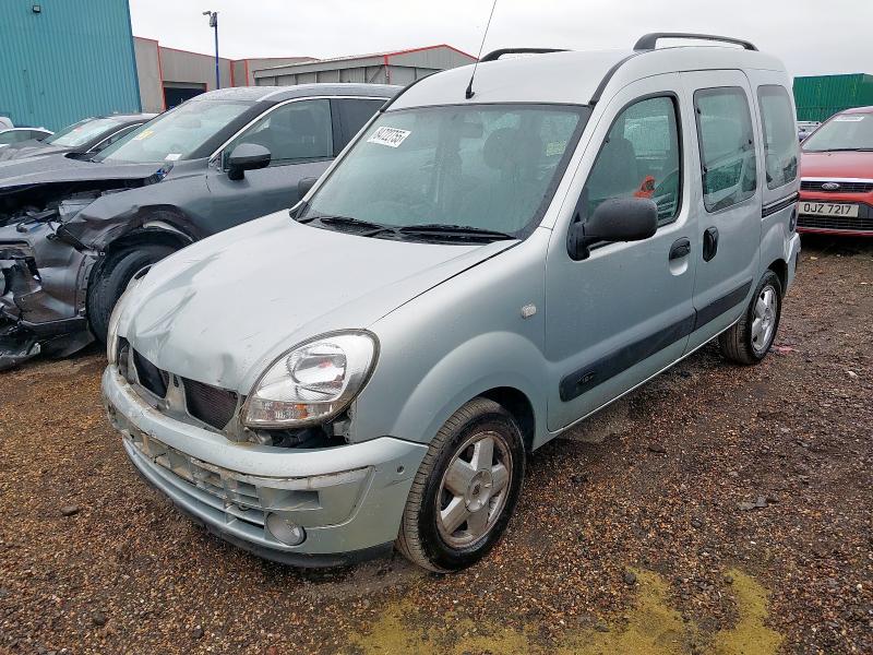 2006 RENAULT KANGOO 1.6 EXPRESSION 5DR AUTO for sale at Copart ROCHFORD