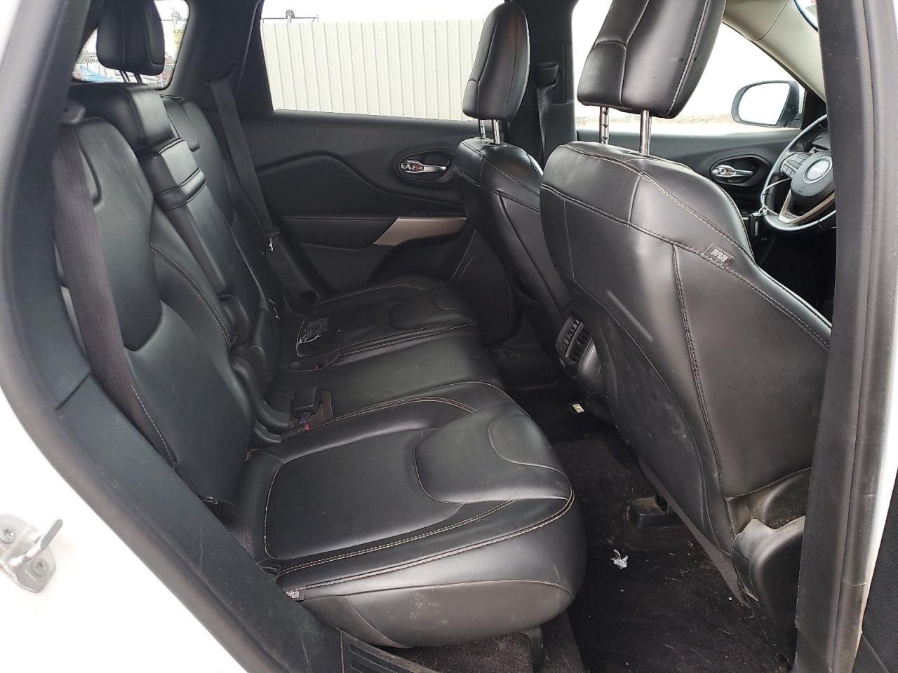 2018 Jeep Cherokee Limited VIN: 1C4PJMDB4JD567711 Lot: 90991995