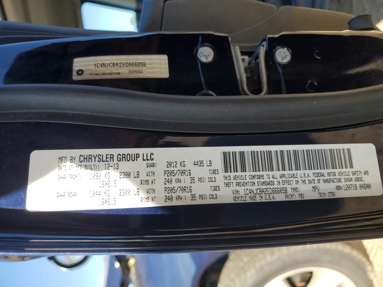 2014 Jeep Compass Sport VIN: 1C4NJCBA2ED666058 Lot: 90361585