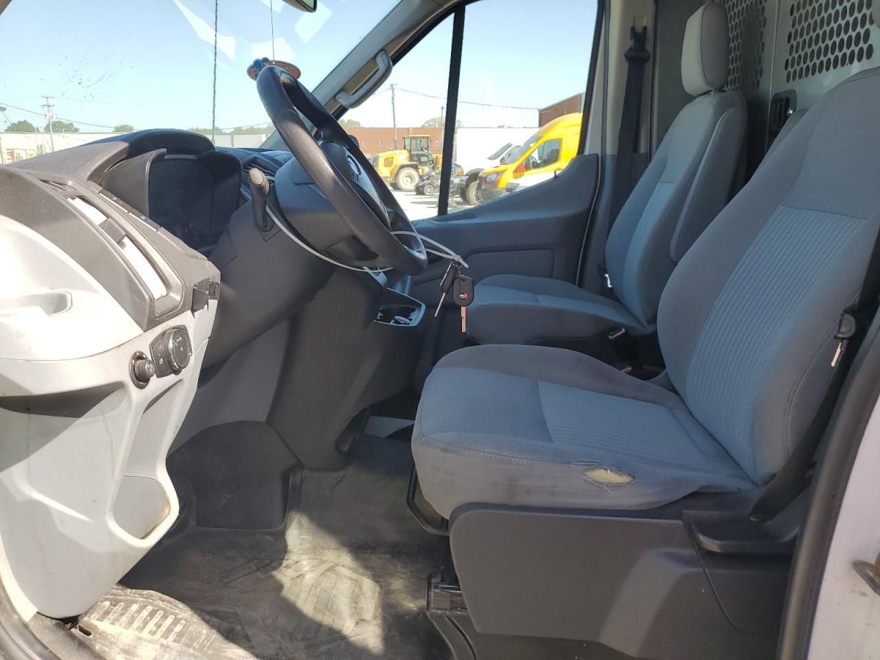 2018 Ford Transit T-250 VIN: 1FTYR2CM2JKA27290 Lot: 94198605