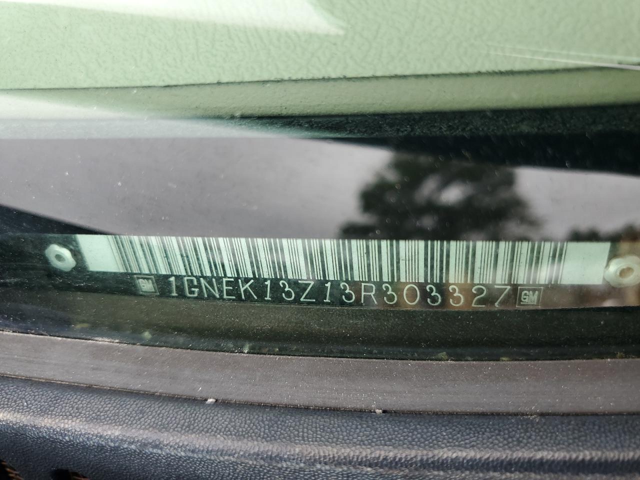 2003 Chevrolet Tahoe K1500 VIN: 1GNEK13Z13R303327 Lot: 82213735