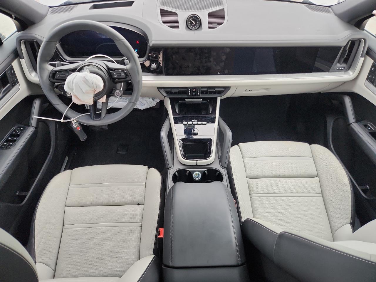 2025 Porsche Cayenne Coupe VIN: WP1BA2AYXSDA30882 Lot: 89706315