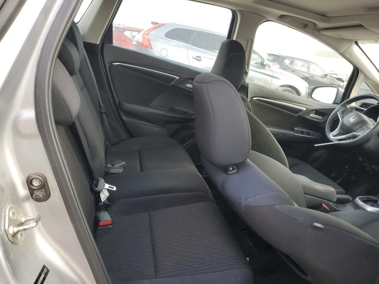 2019 Honda Fit Ex VIN: 3HGGK5H80KM717127 Lot: 84820135