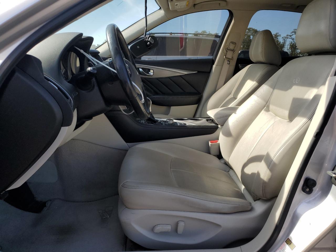 2014 Infiniti Q50 Base VIN: JN1BV7AR1EM704825 Lot: 84902105