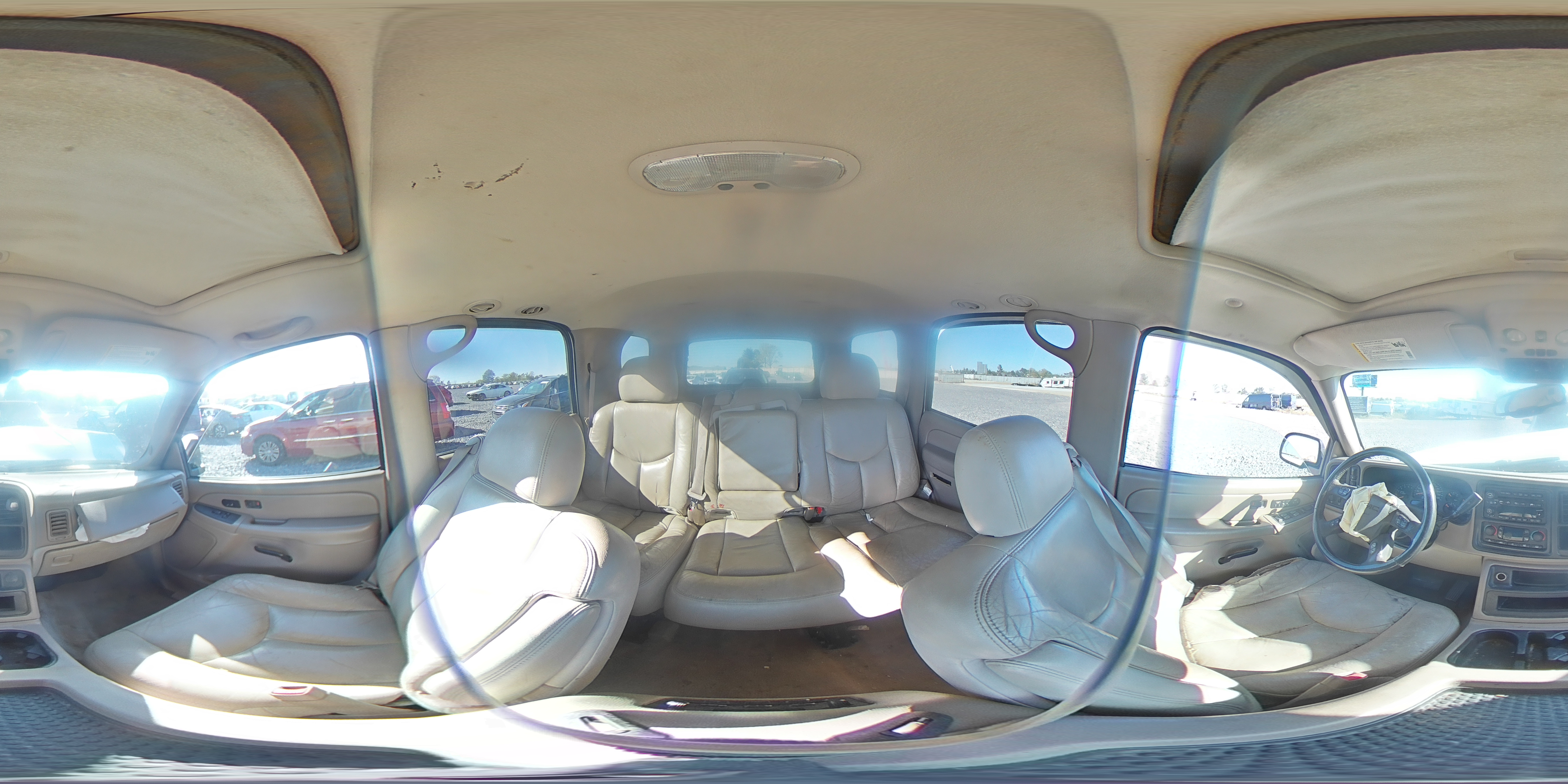 2004 GMC Yukon VIN: 1GKEK13T04R114727 Lot: 82332925