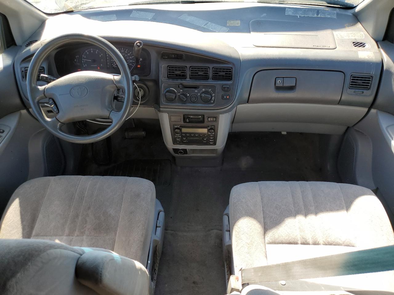 2000 Toyota Sienna Le VIN: 4T3ZF13C0YU248211 Lot: 85424175