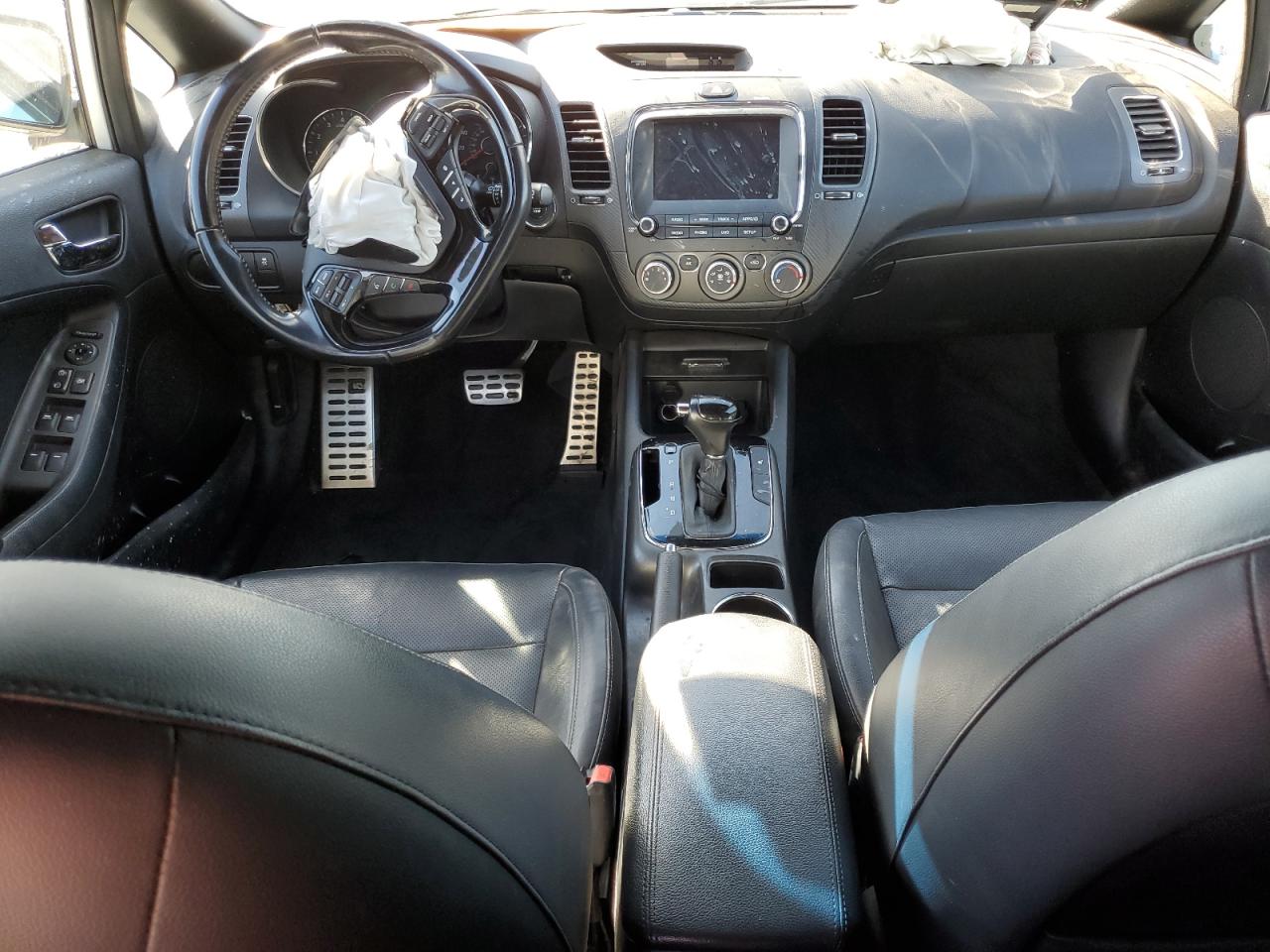 2017 Kia Forte Ex VIN: 3KPFN5A39HE064395 Lot: 90647675