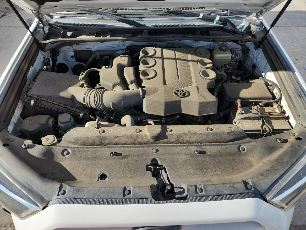 2018 Toyota 4Runner Sr5/Sr5 Premium VIN: JTEBU5JR9J5548439 Lot: 85735055