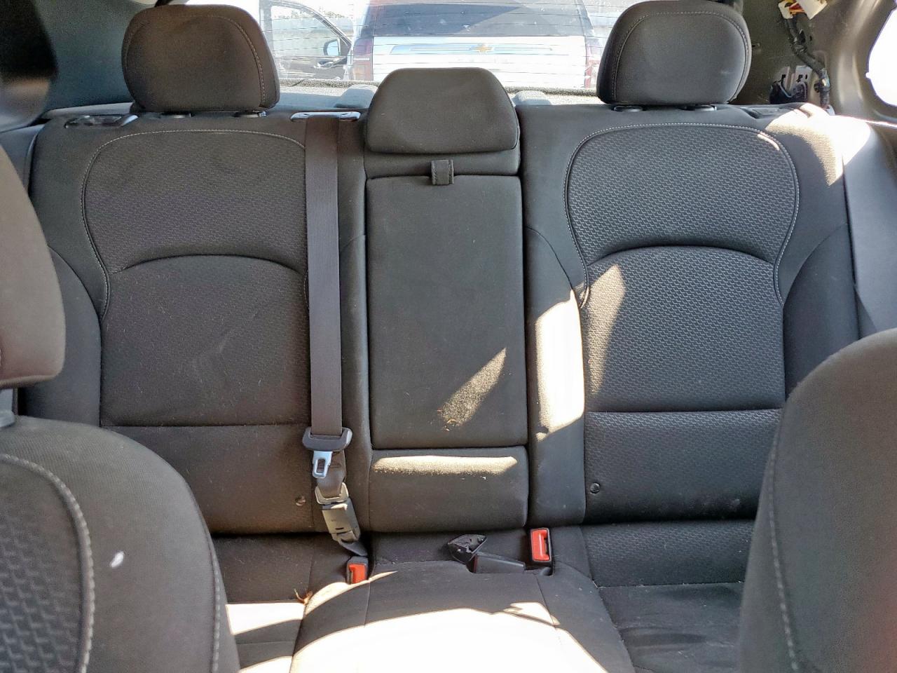 2018 Hyundai Elantra Gt VIN: KMHH35LE3JU043557 Lot: 82369995