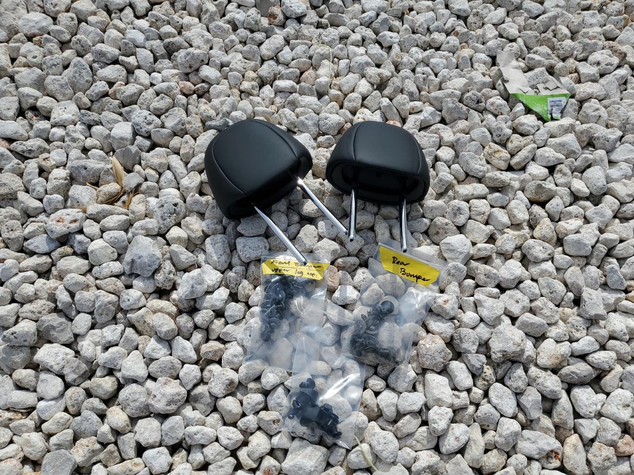 2024 Tesla Model Y VIN: 7SAYGDEE2RA259193 Lot: 89858845