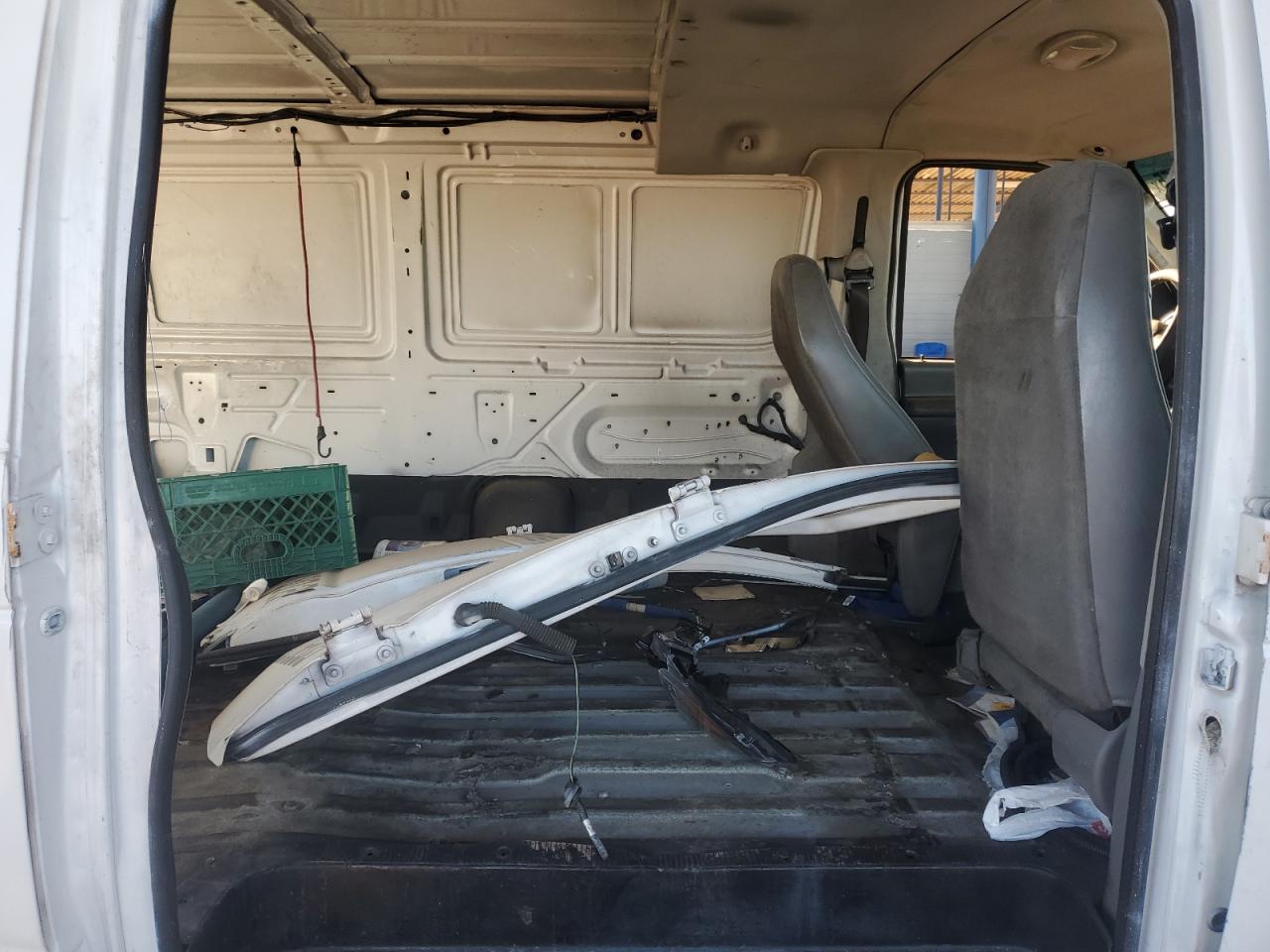 2005 Ford Econoline E250 Van VIN: 1FTNE24L25HB09284 Lot: 68901455