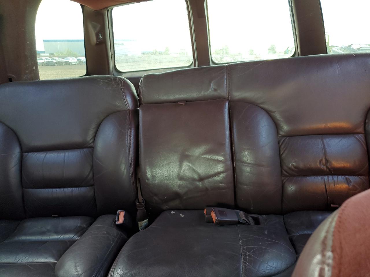 1997 Chevrolet Tahoe K1500 VIN: 1GNEK13R8VJ394033 Lot: 89709005