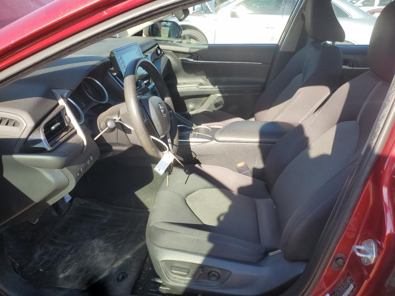 2022 Toyota Camry Le VIN: 4T1C11AK0NU620522 Lot: 85524145