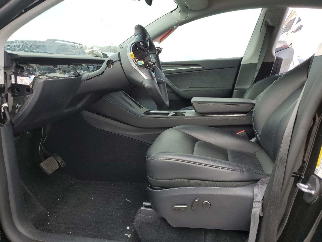 2024 Tesla Model Y VIN: 7SAYGDEE3RF080793 Lot: 86249185