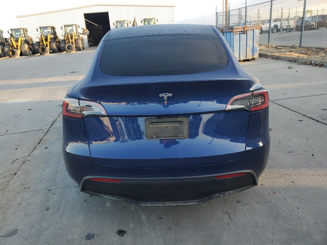 2025 Tesla Model Y VIN: 7SAYGDED1SF309579 Lot: 86130175