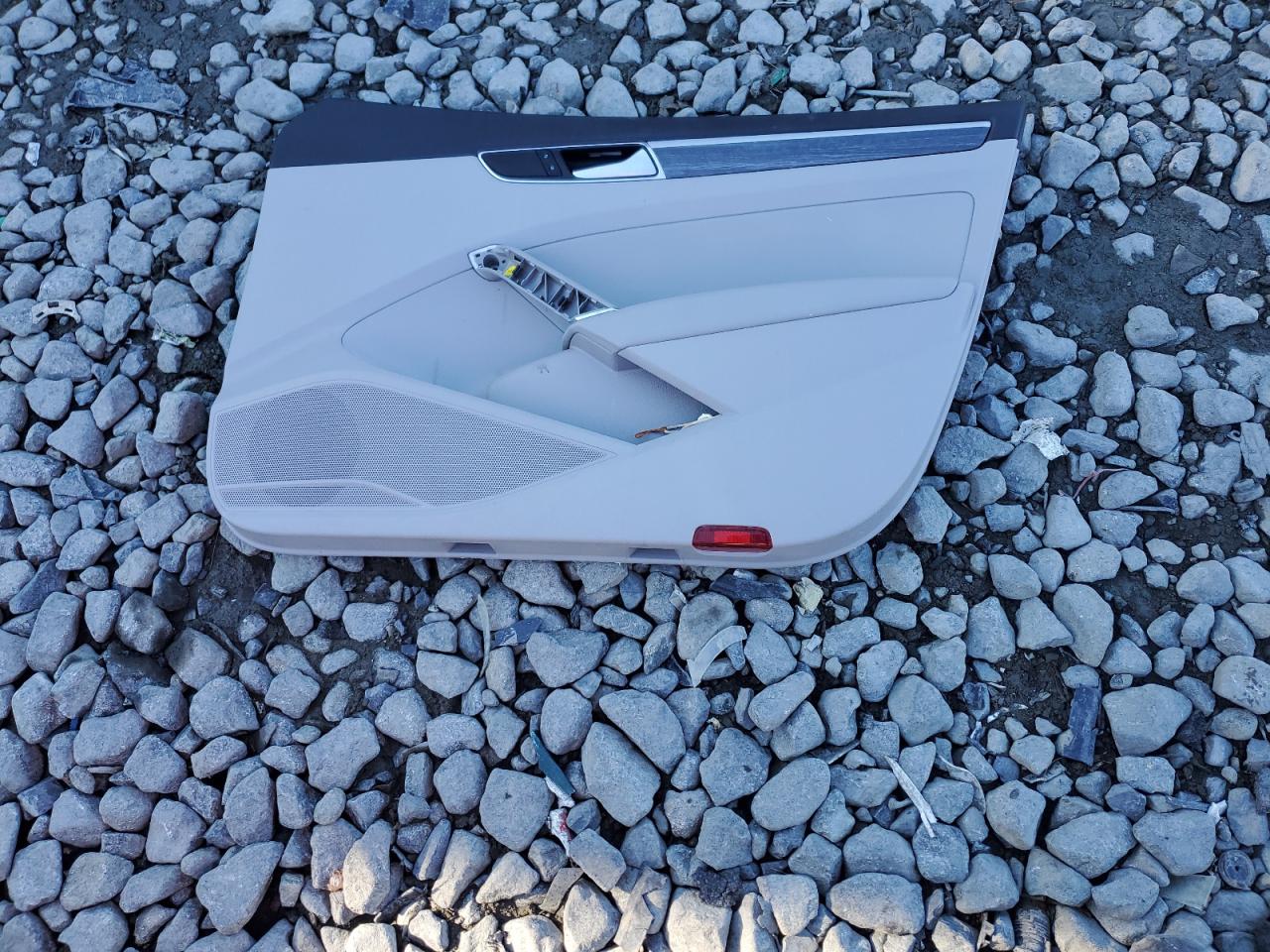 2017 Volkswagen Passat Se VIN: 1VWGT7A33HC067108 Lot: 82297635