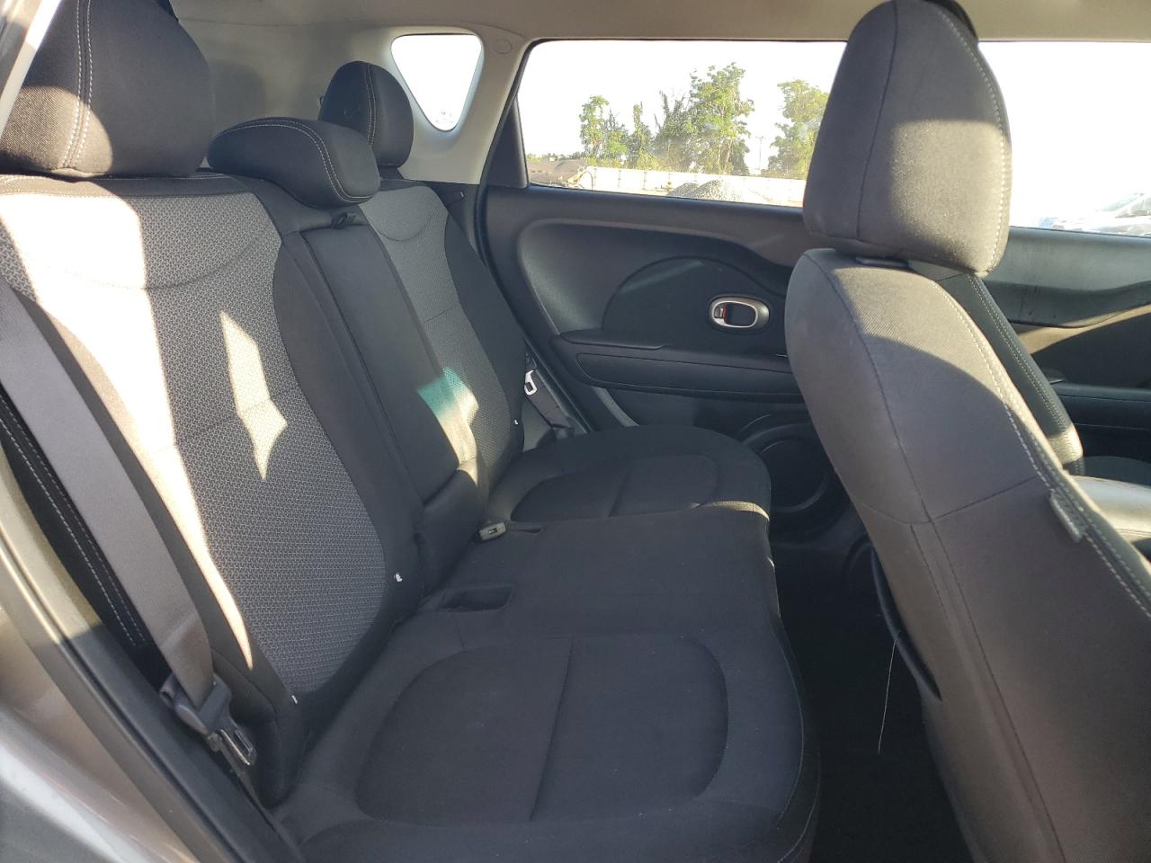 2019 Kia Soul + VIN: KNDJP3A56K7698121 Lot: 84236505