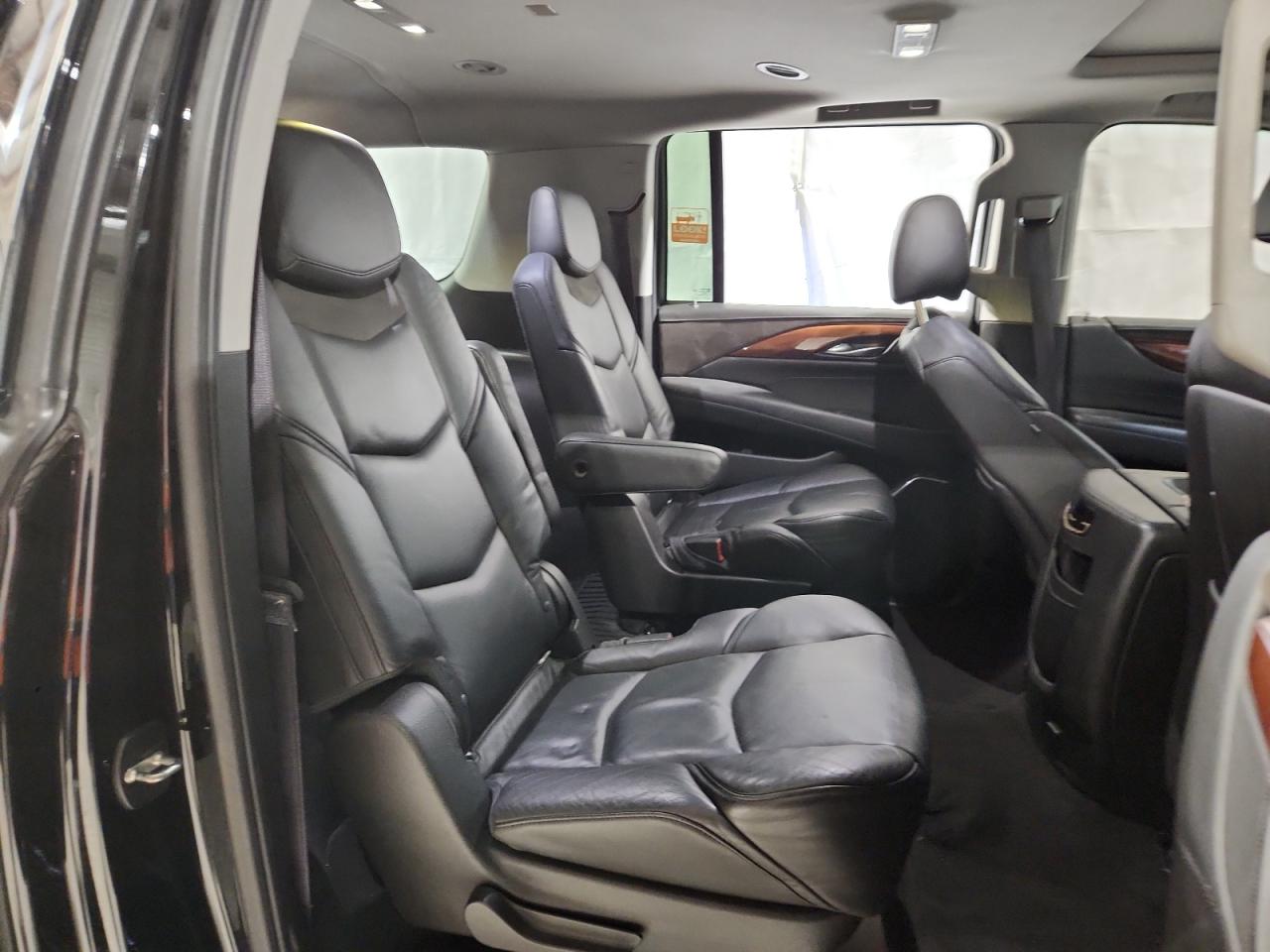 2016 Cadillac Escalade Esv Luxury VIN: 1GYS4HKJ2GR103440 Lot: 87013305