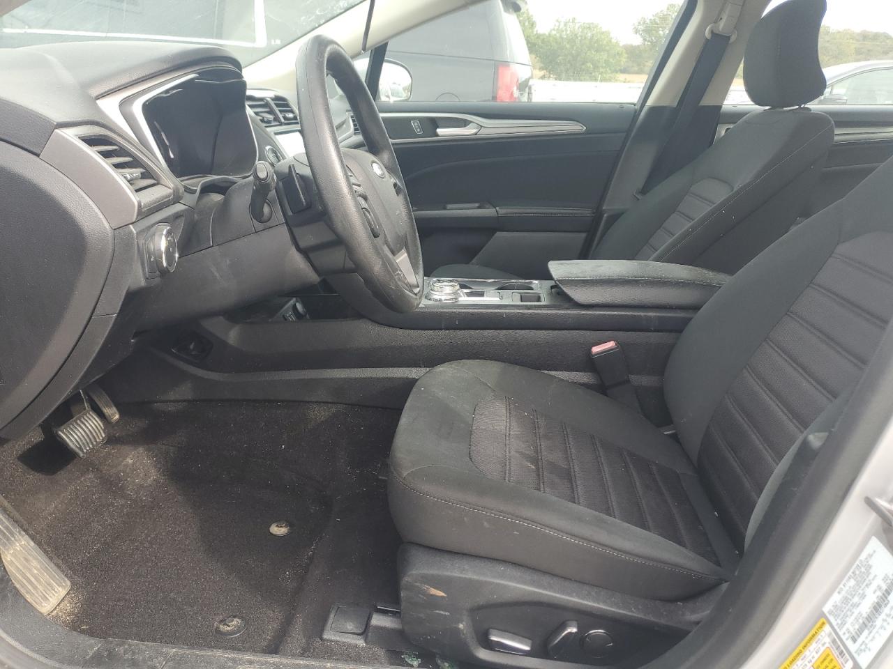 2019 Ford Fusion Se VIN: 3FA6P0T97KR274868 Lot: 90091035