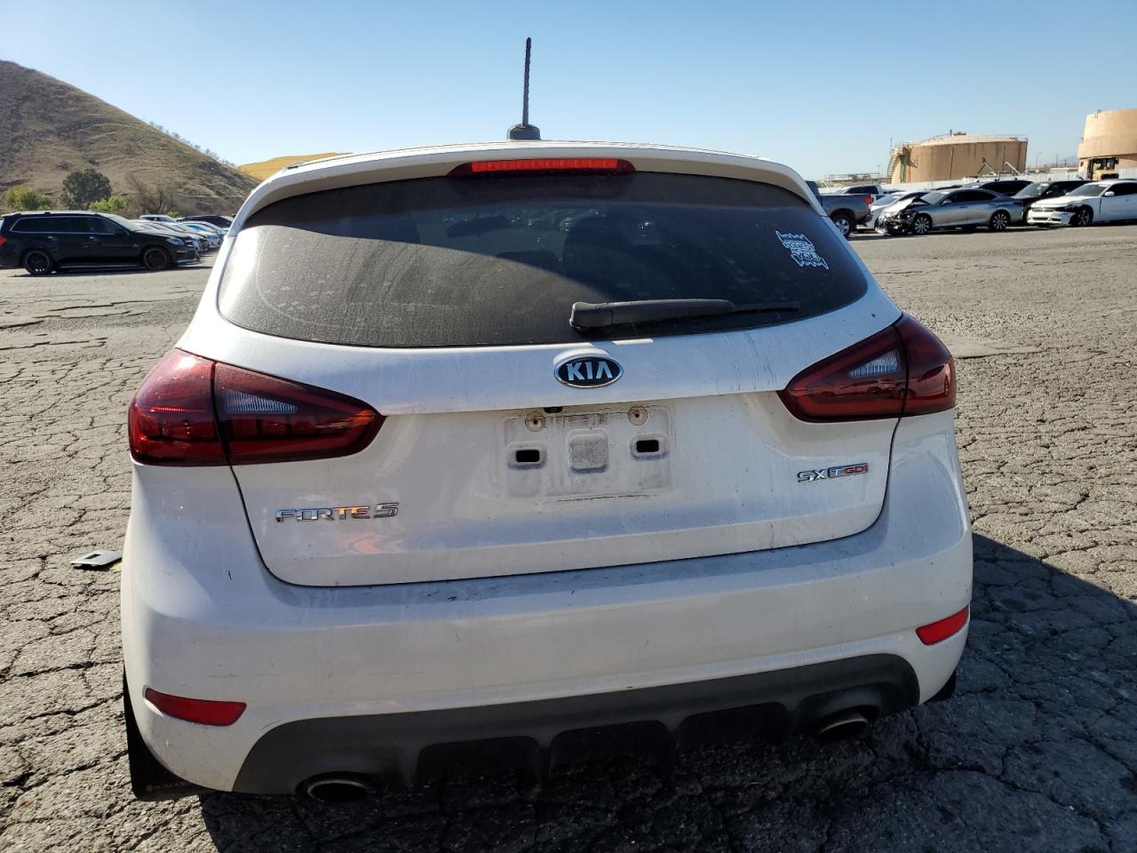 2017 Kia Forte Ex VIN: 3KPFN5A39HE064395 Lot: 90647675