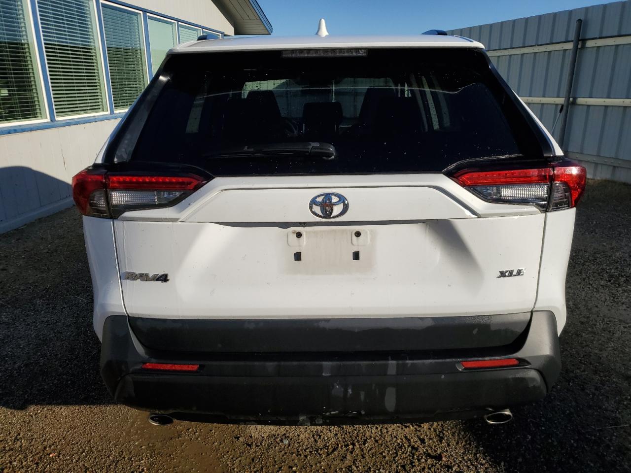 2024 Toyota Rav4 Xle VIN: 2T3W1RFV7RW318558 Lot: 85912205