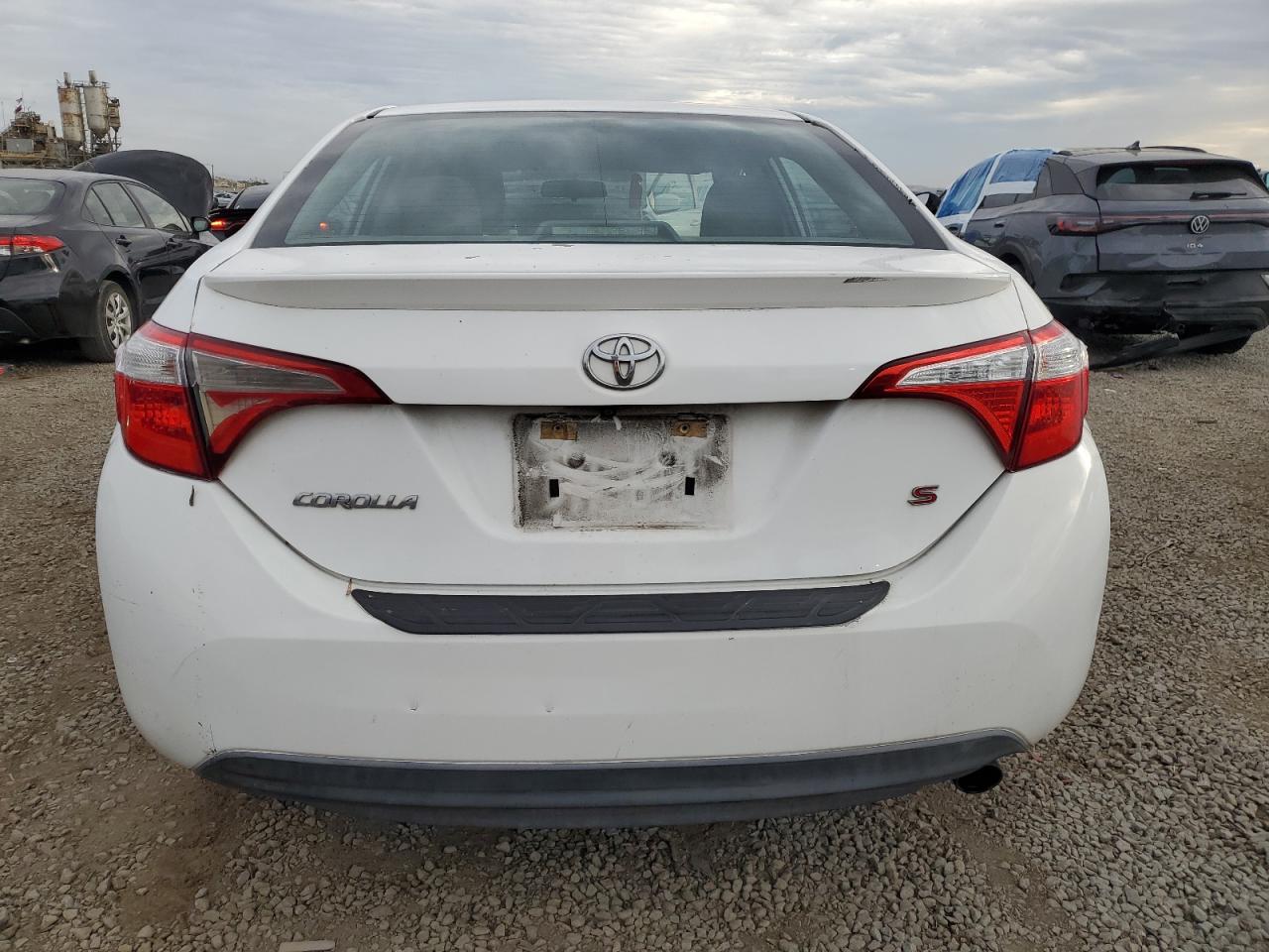2016 Toyota Corolla L VIN: 5YFBURHE0GP466853 Lot: 86338295
