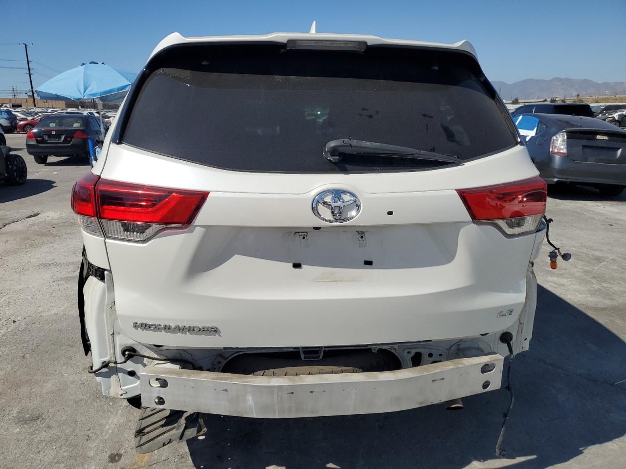 2019 Toyota Highlander Le VIN: 5TDZZRFH9KS353271 Lot: 86115325