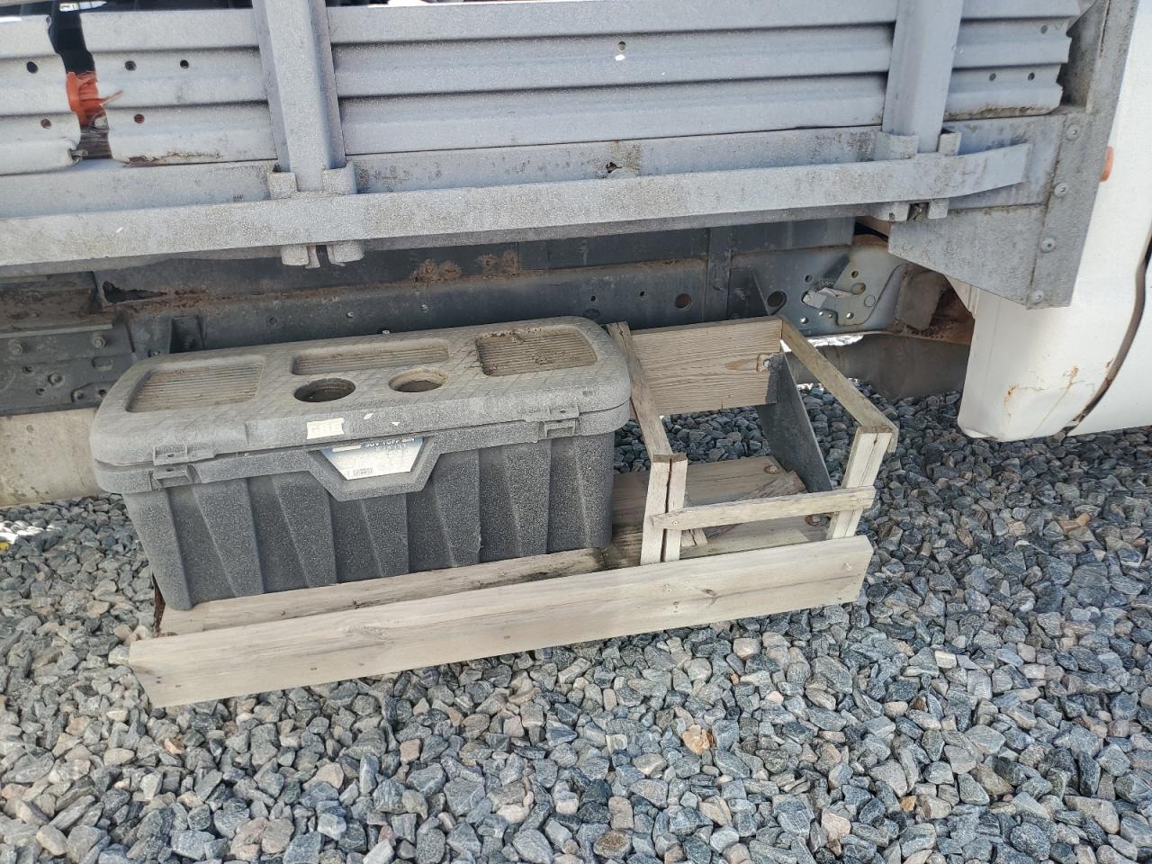 2004 Ford F550 Super Duty Flatbed Truck VIN: 1FDAF56P04ED99680 Lot: 89923765