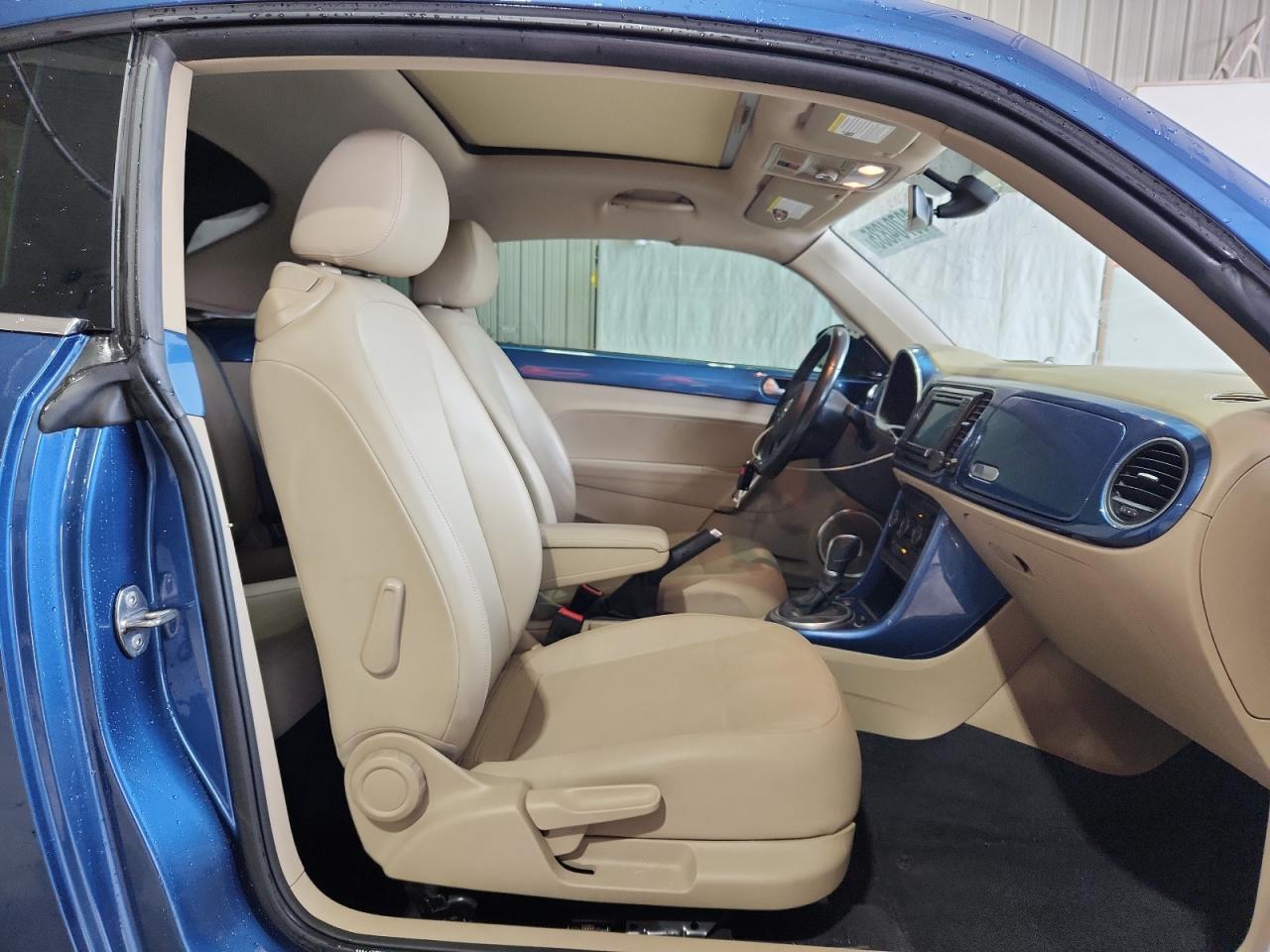 2018 Volkswagen Beetle Se VIN: 3VWJD7AT1JM725113 Lot: 89704835